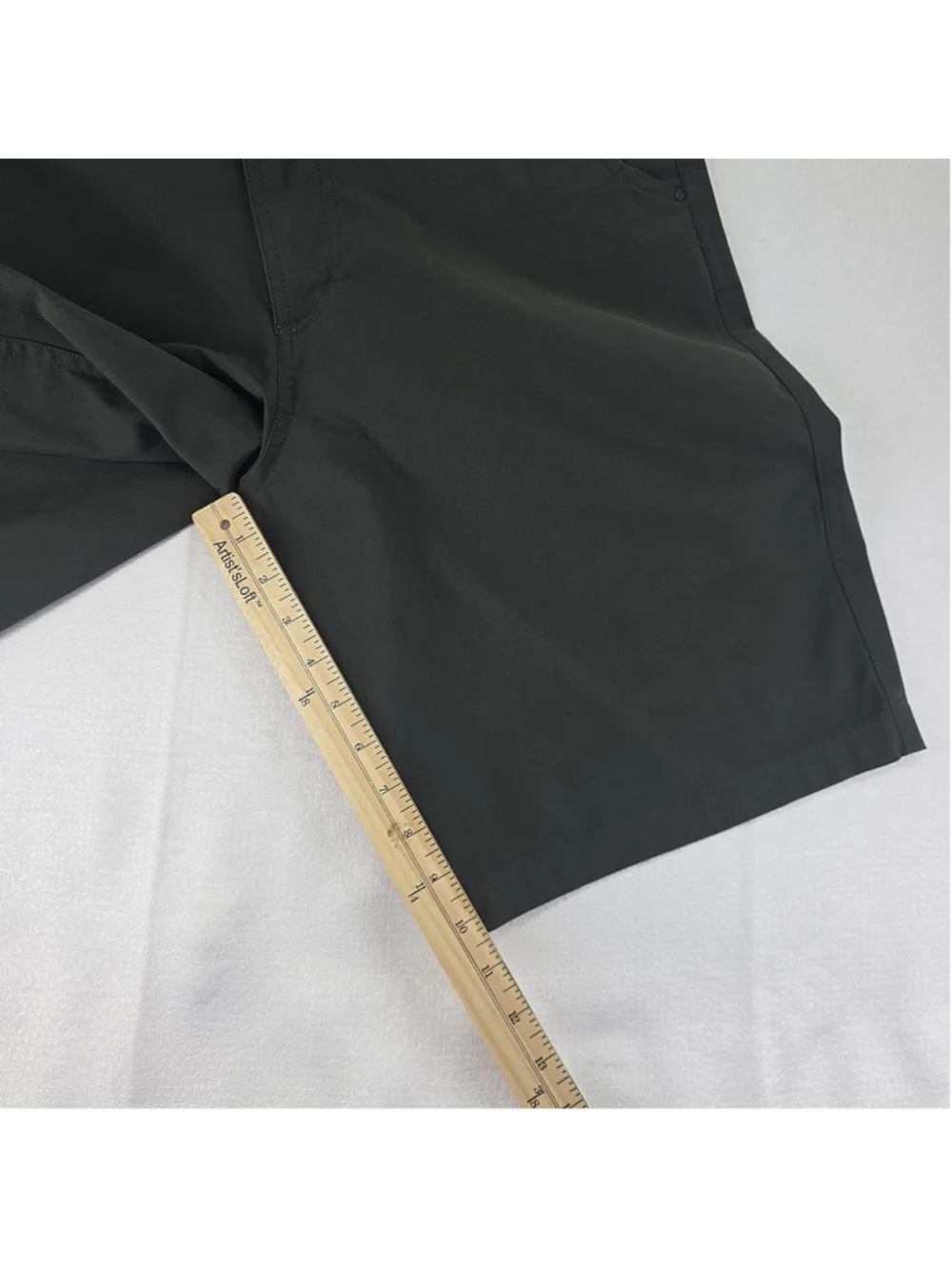 Lululemon Mens Shorts Size 32 Black Stretch Golf Casual Chino 10